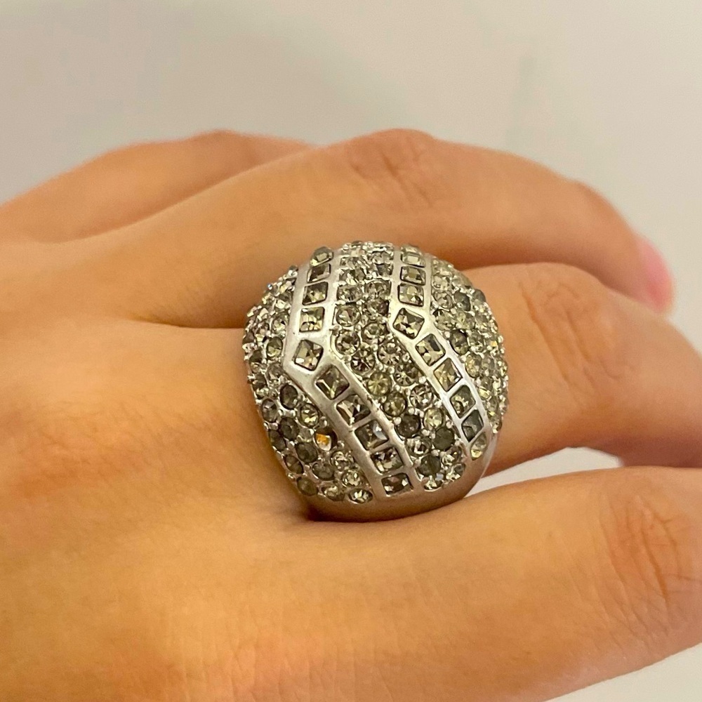 Lia Sophia kiam family cz statement chunky silver tone ring